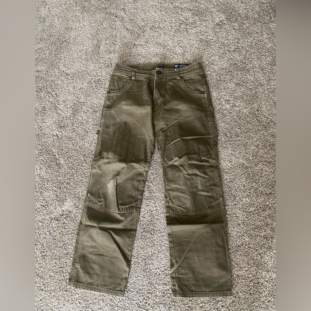 Kuhl "The Law" Pants in tan, size 33 x 30 Vintage Patina Dye tan / olive green